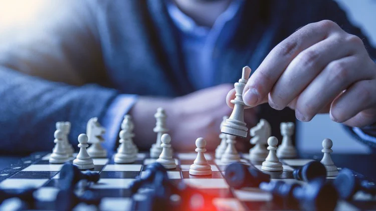 Strategic Thinking and Decision-Making